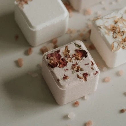 Blush Bath Bomb-thumbmail-3