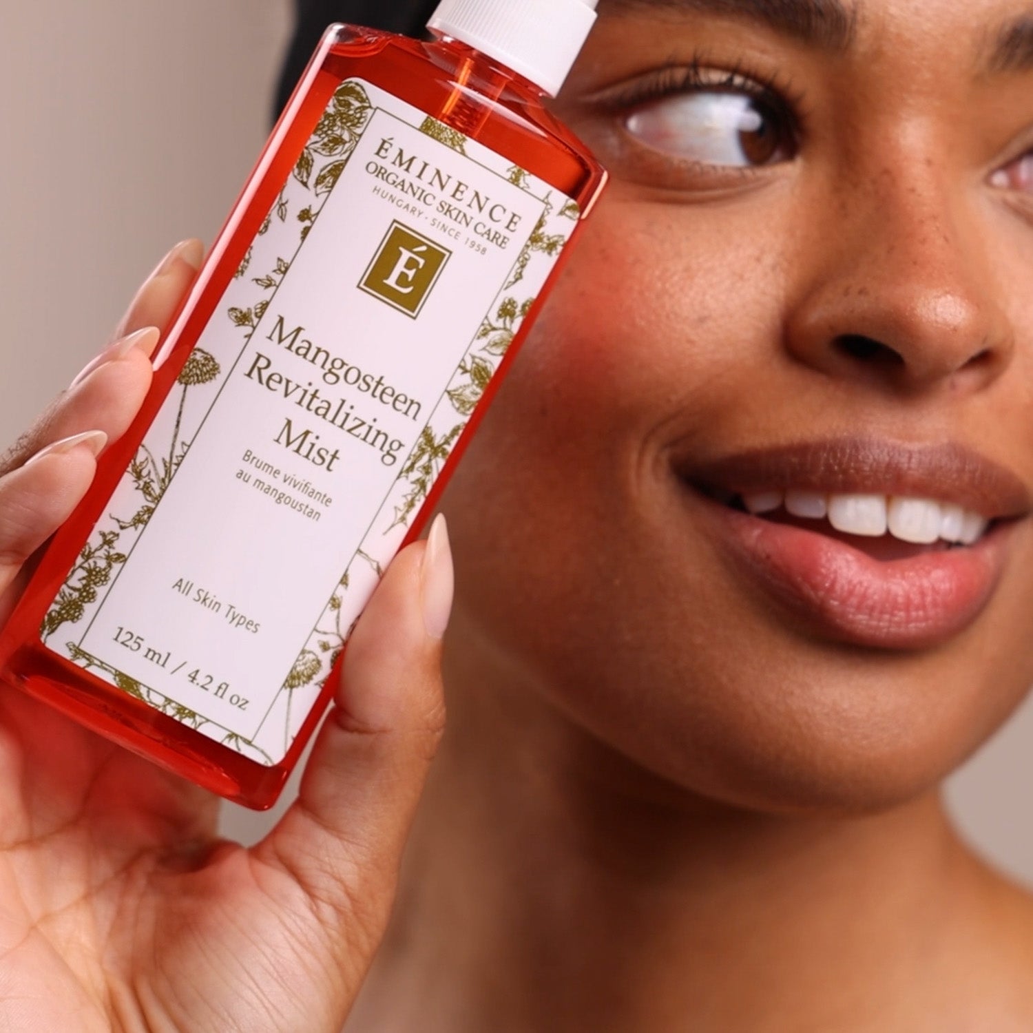 Mangosteen Revitalizing Mist - 125ml-thumbmail-2