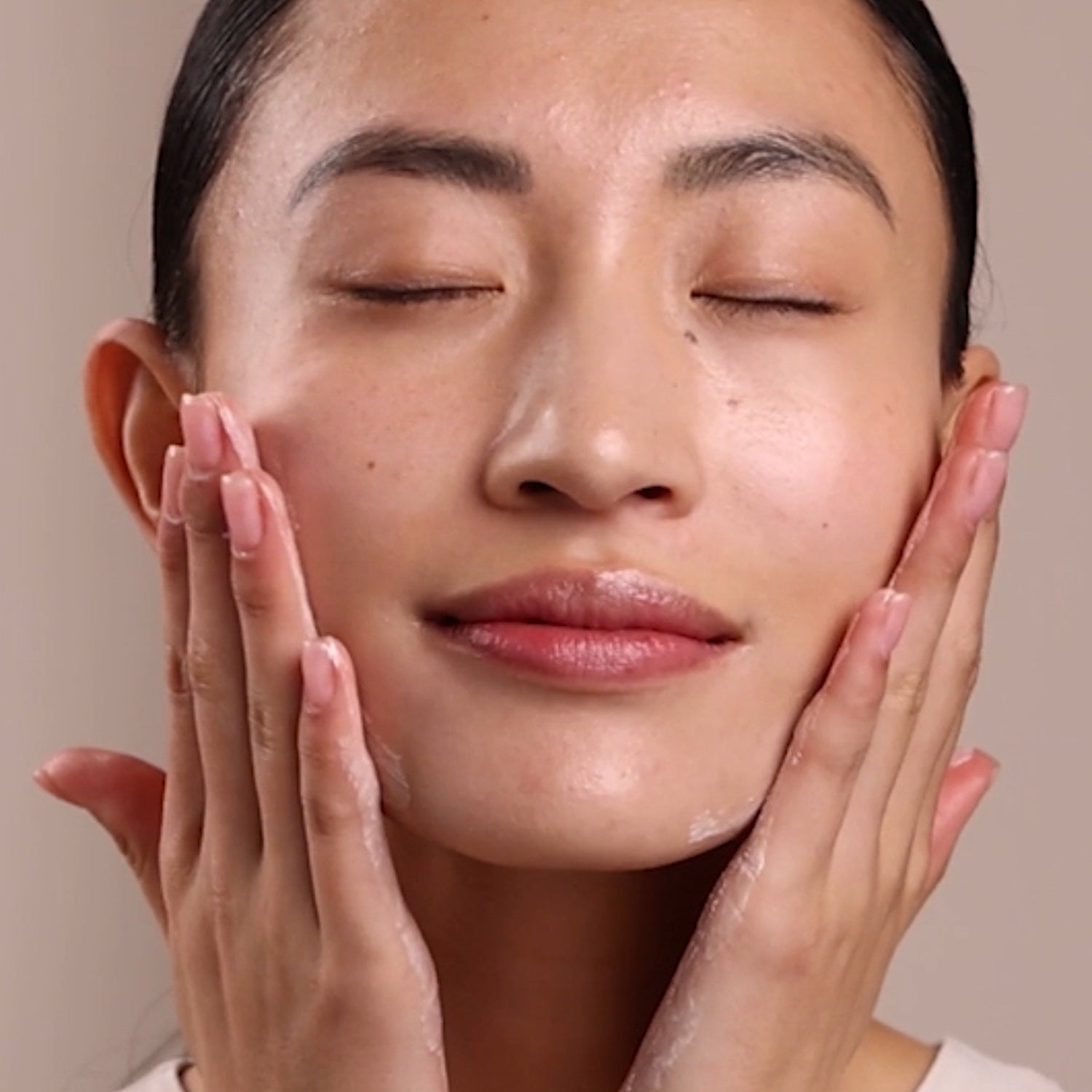 Arctic Berry Peel & Peptide Illuminating System-thumbmail-2