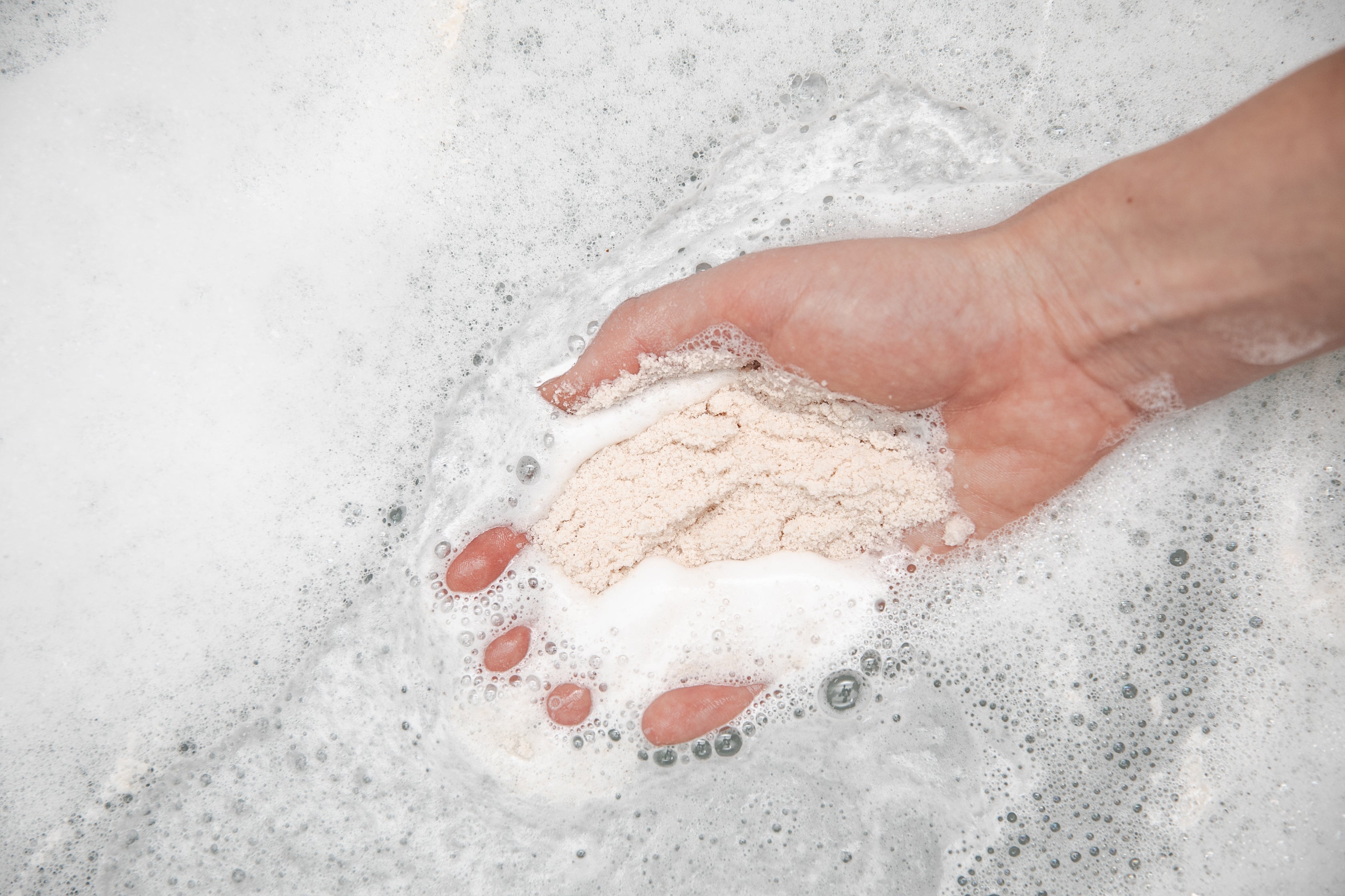 Eucalyptus Apothecary Crush Soak-thumbmail-4